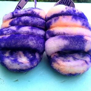 Woman ugg sleepers size 6